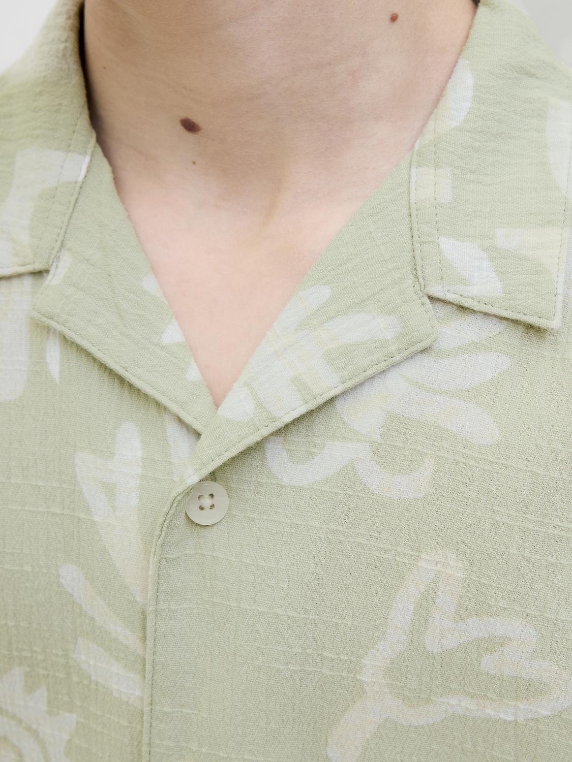 model_shot-detail